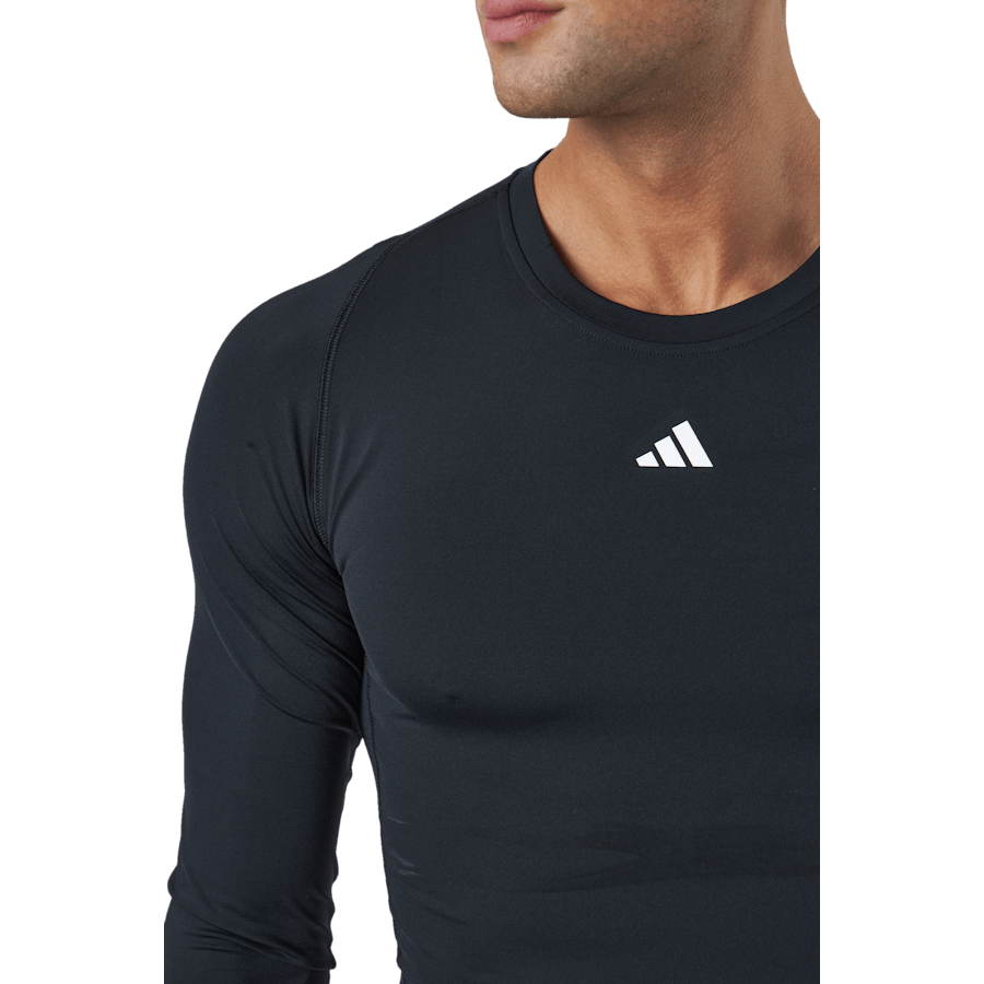 Techfit Training Long-Sleeve Top Black